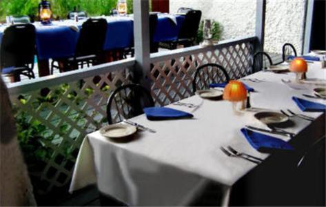 Fort Recovery Villa Suites Hotel Freshwater Pond Ngoại thất bức ảnh