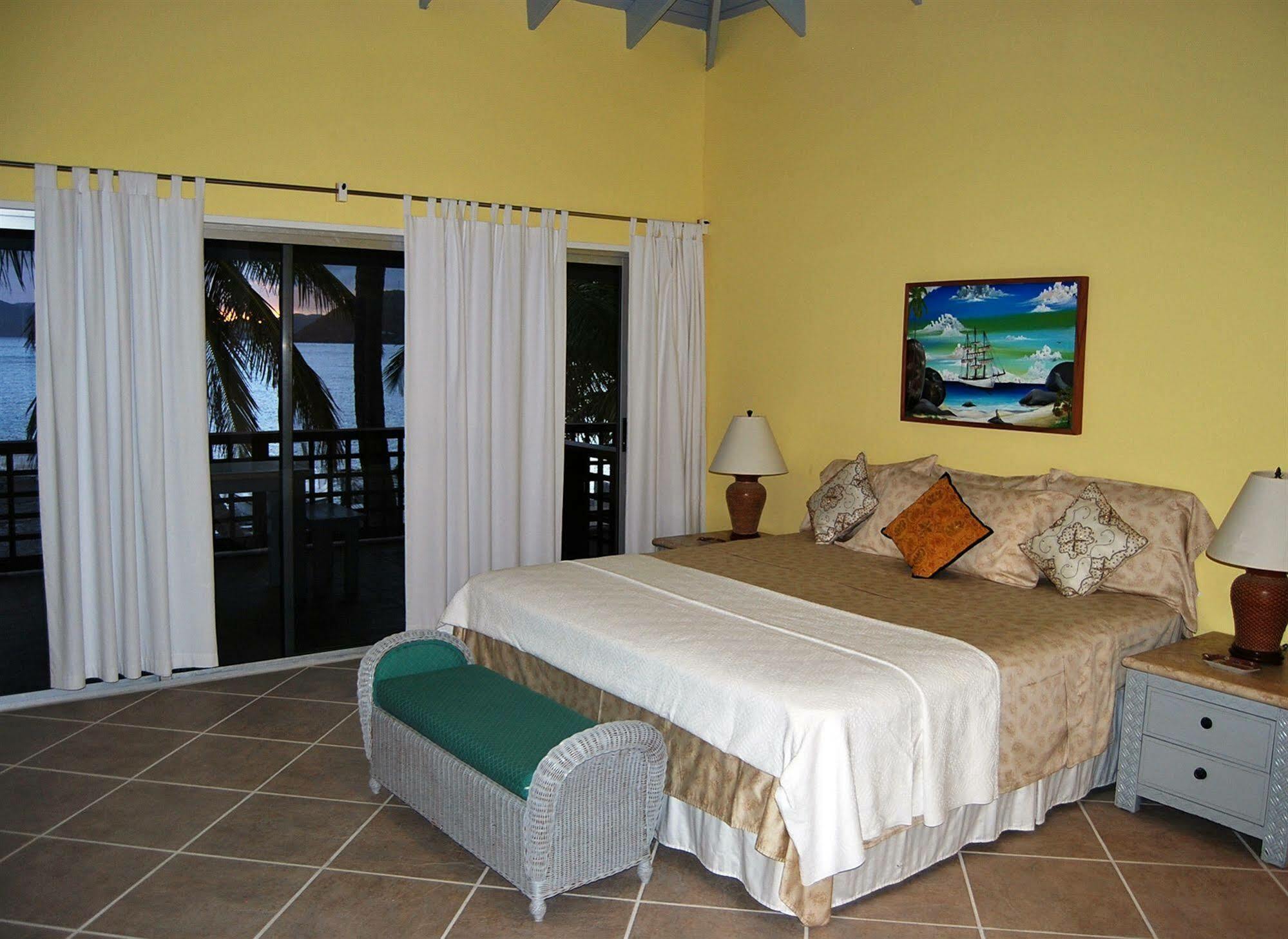 Fort Recovery Villa Suites Hotel Freshwater Pond Ngoại thất bức ảnh